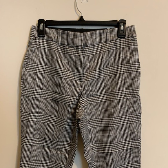 H&M Womens Size 6 Dress Pants Plaid Trousers Black White Slim Straight Leg - Picture 3 of 7